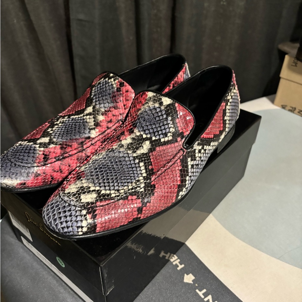 Mich Simon pink snakeskin loafers with box